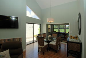 GREENS CAY OF JONATHANS LANDING - Residential Lease