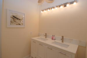 GREENS CAY OF JONATHANS LANDING - Residential Lease