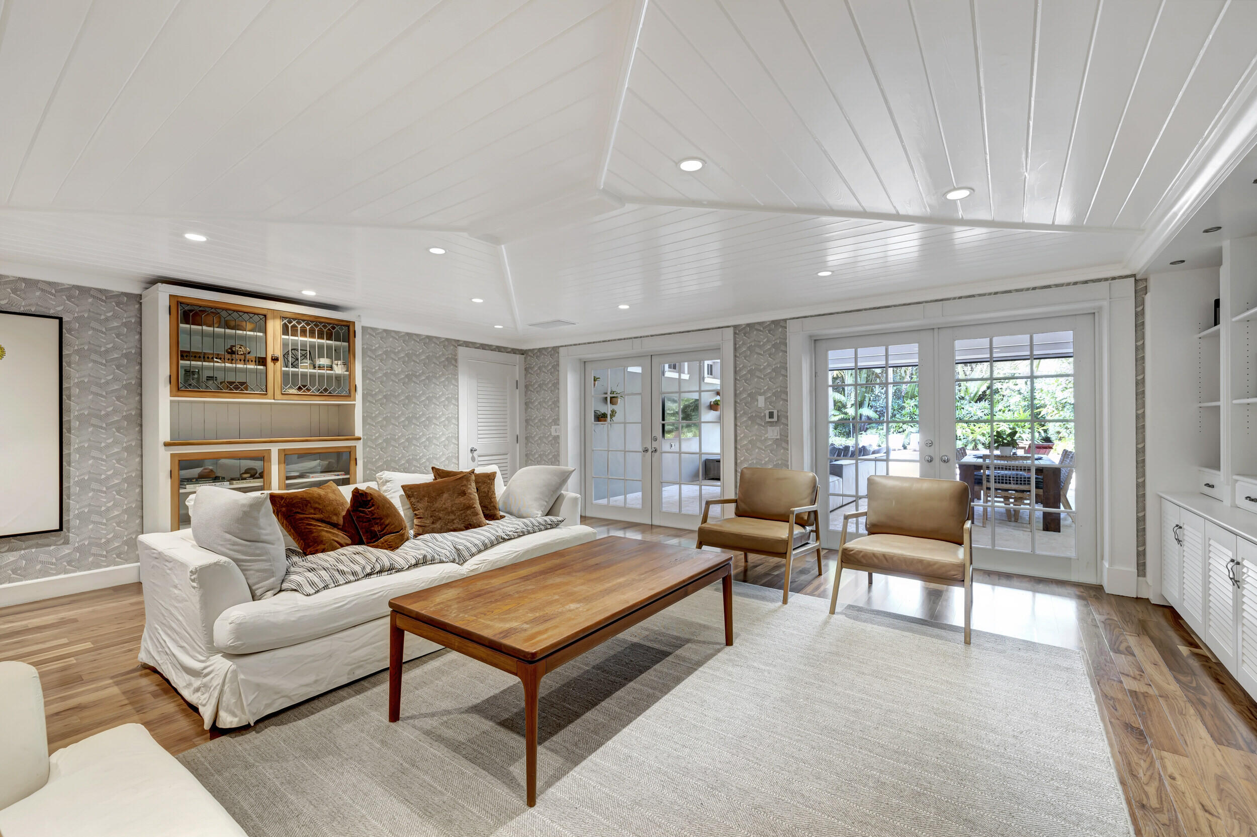 RUNNYMEDE - Residential