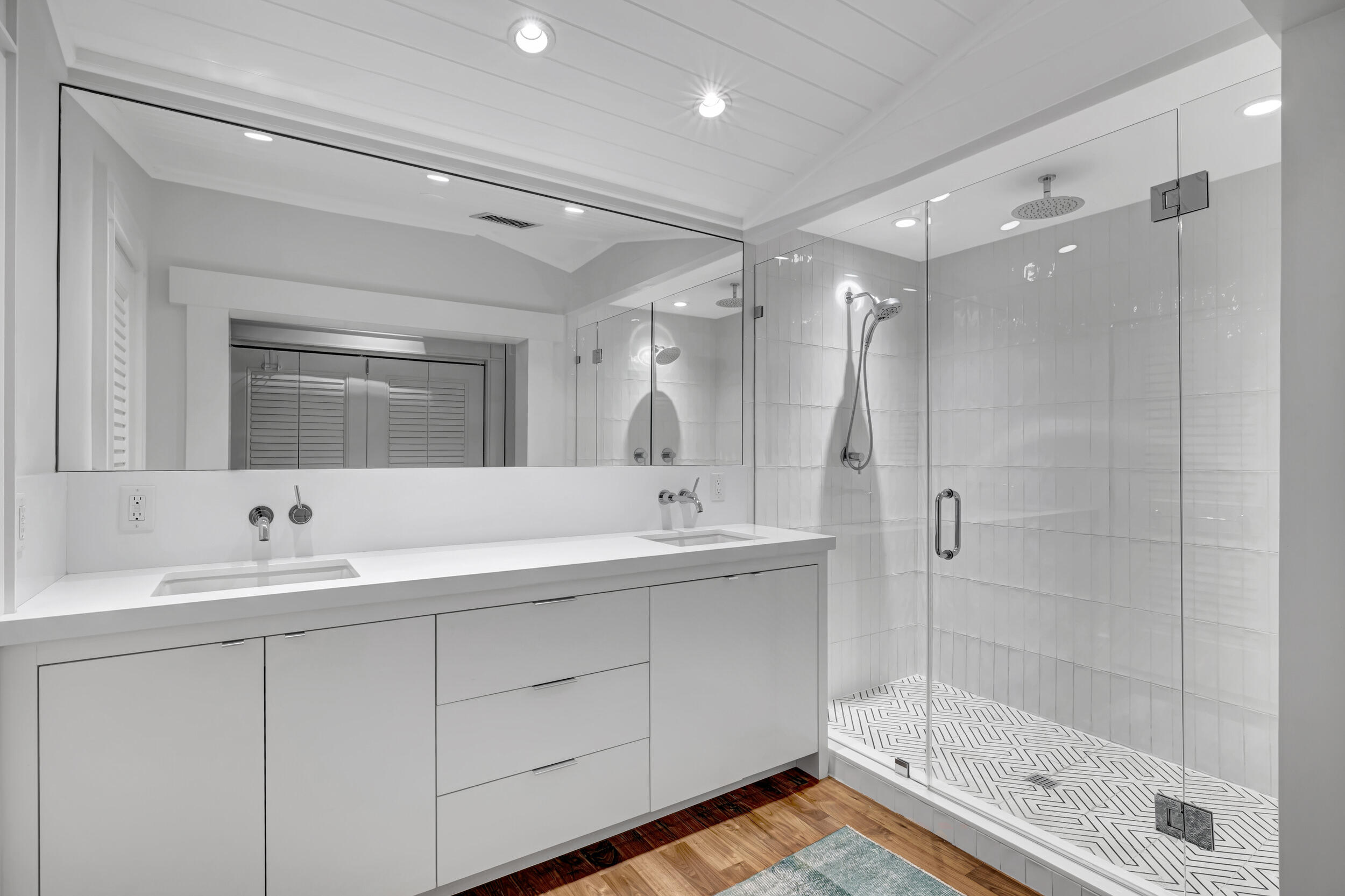 RUNNYMEDE - Residential