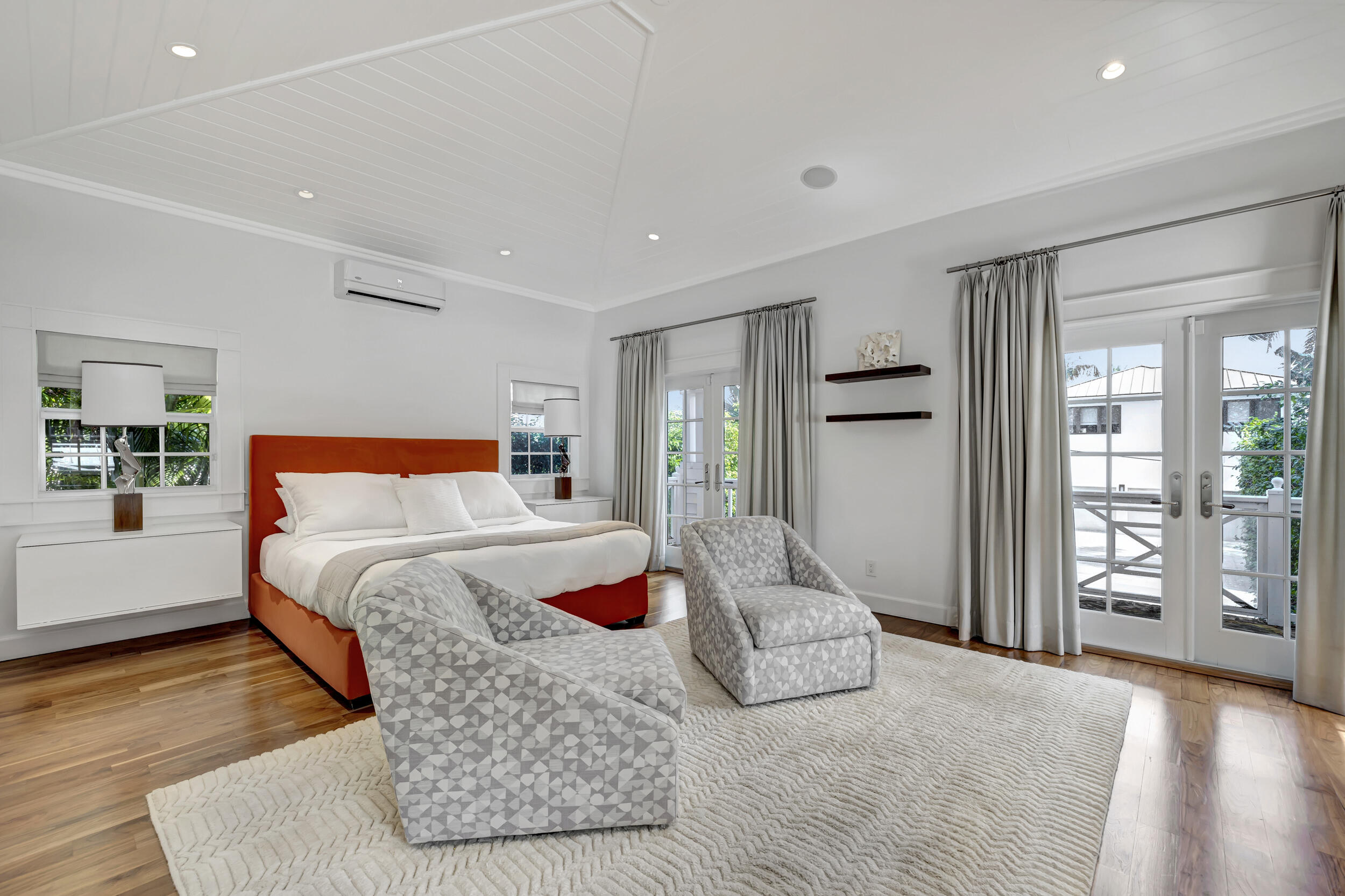 RUNNYMEDE - Residential