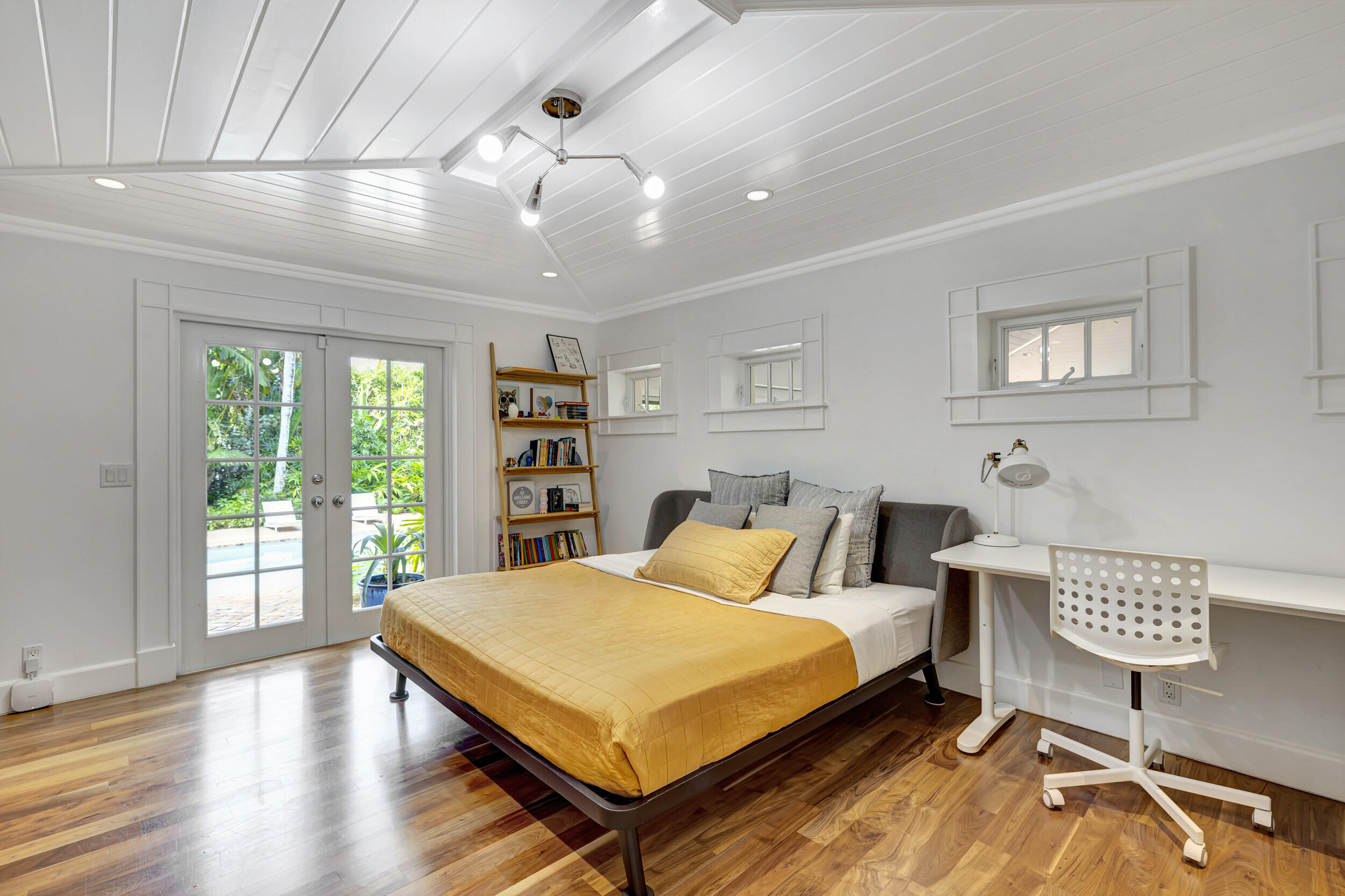 RUNNYMEDE - Residential