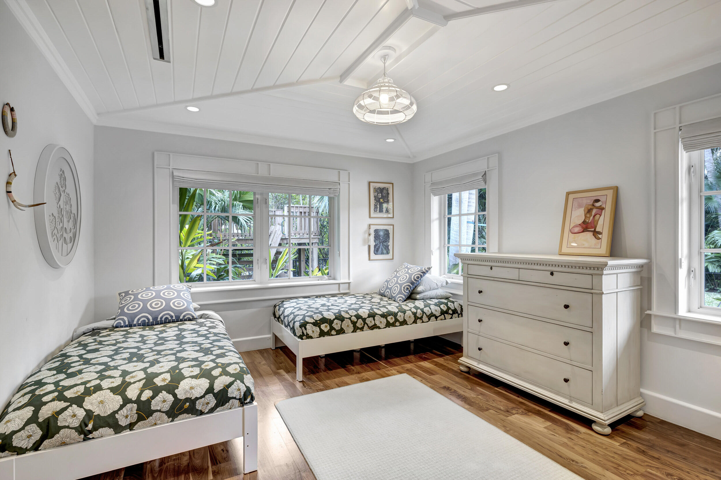 RUNNYMEDE - Residential