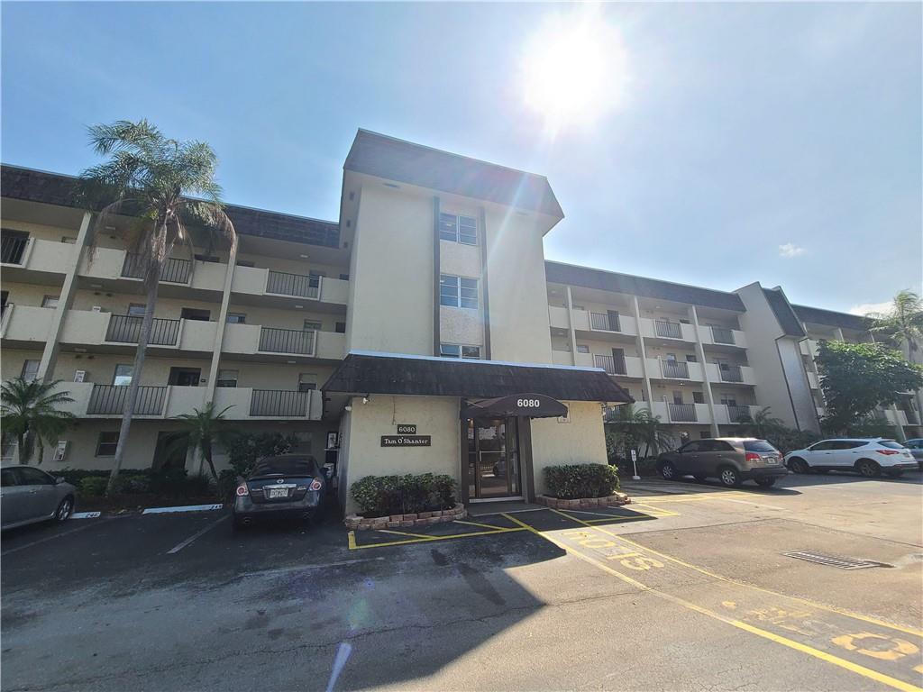 GREENS OF INVERRARY - Residential