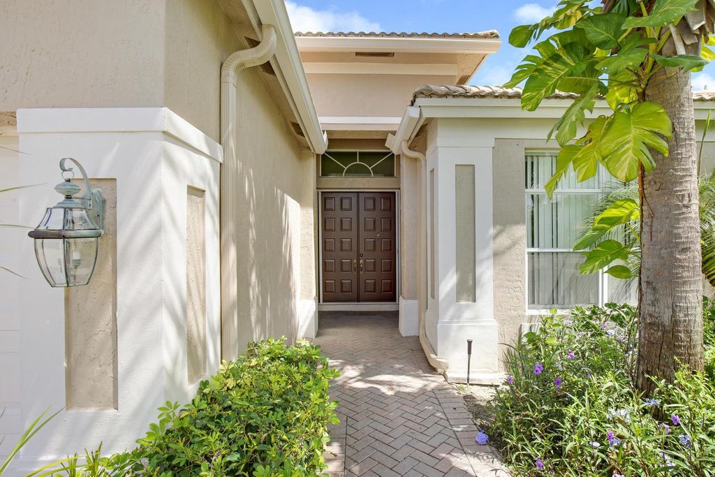 Photo of 6731 Southport Drive W, Boynton Beach, FL 33472 (MLS # R11077457)