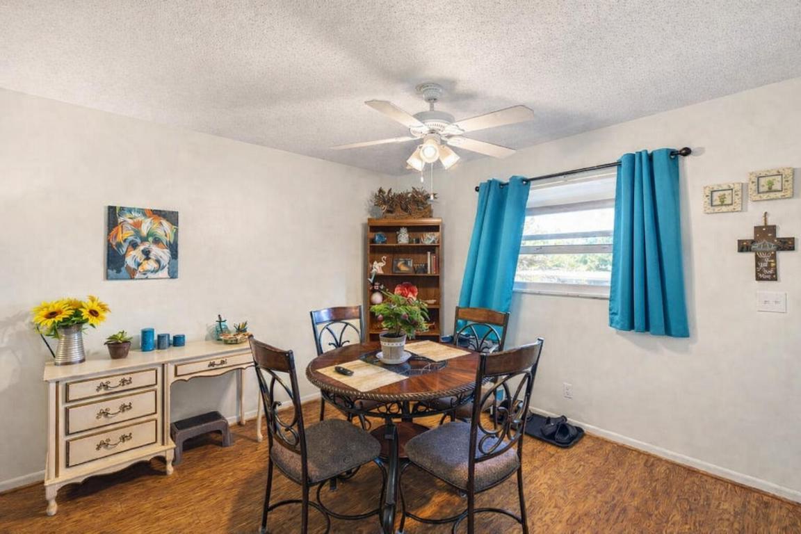 LAKESIDE VILLAGE CONDO 5 - Residential