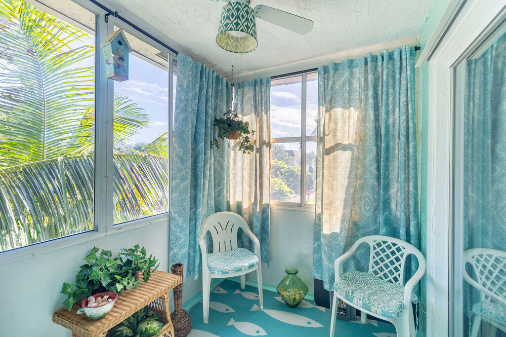 LAKESIDE VILLAGE CONDO 5 - Residential