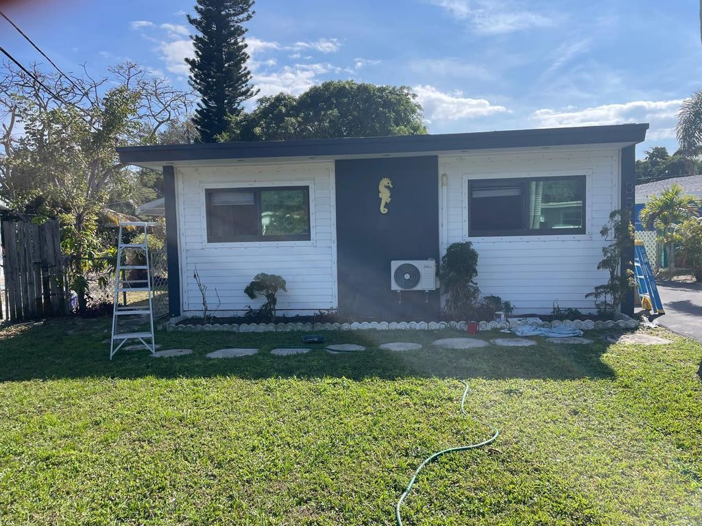 Photo of 354 Manchester Street, Boca Raton, FL 33487 (MLS # R11164519)