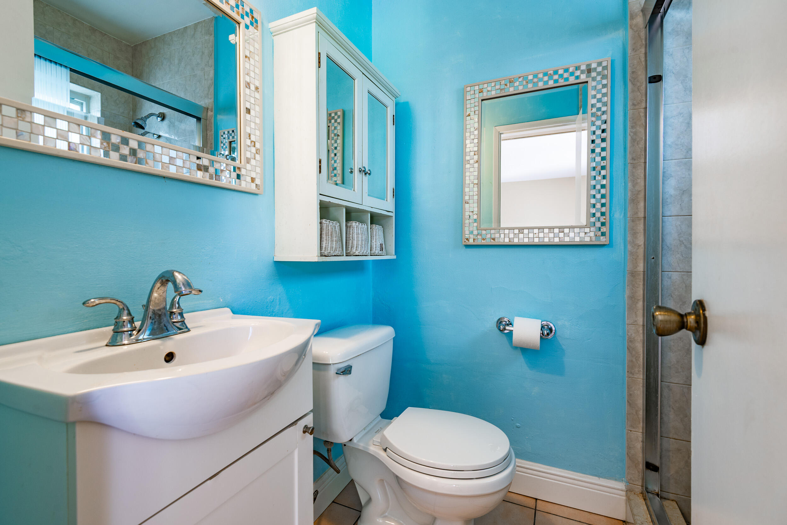 DELRAY MANORS - Residential