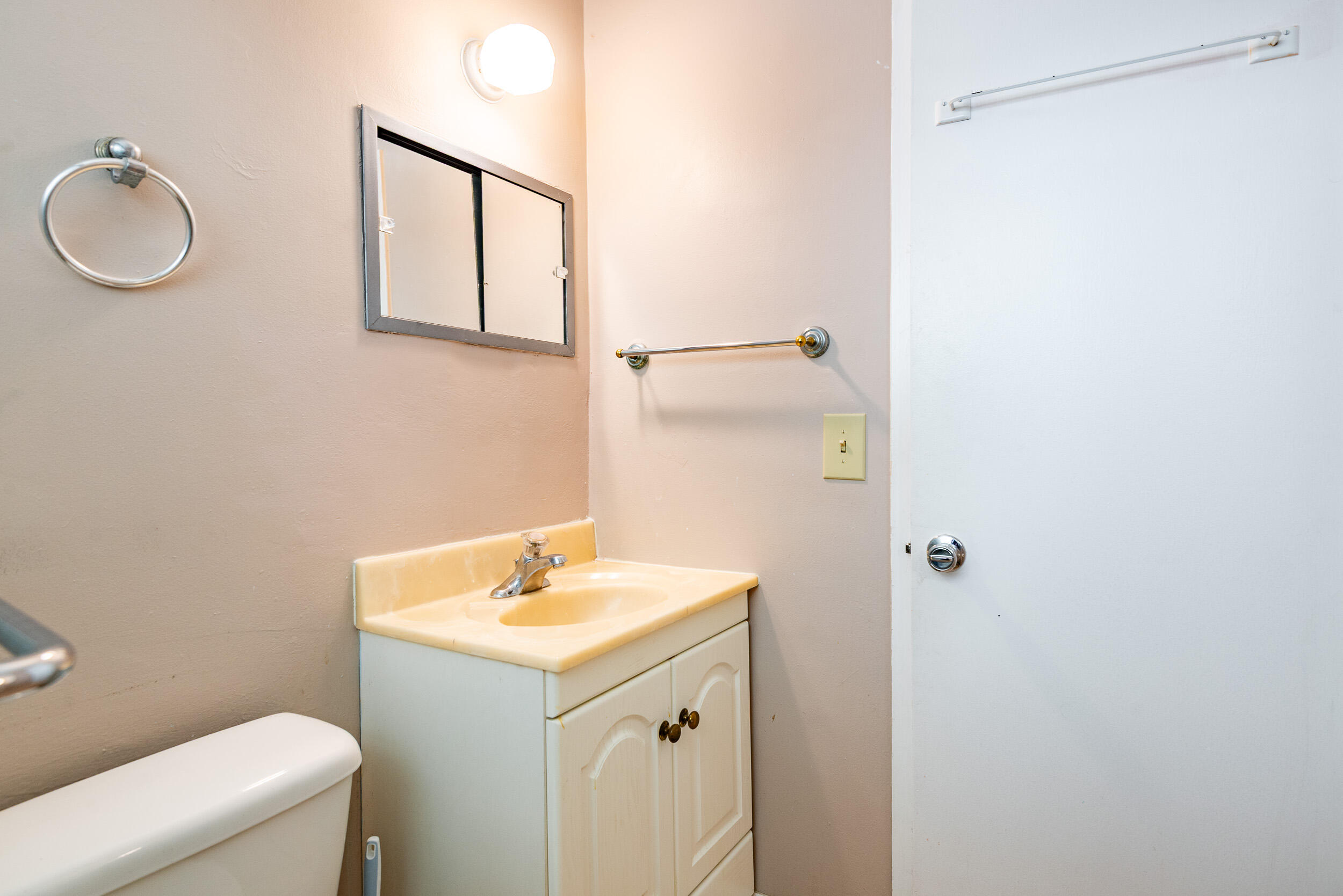 DELRAY MANORS - Residential