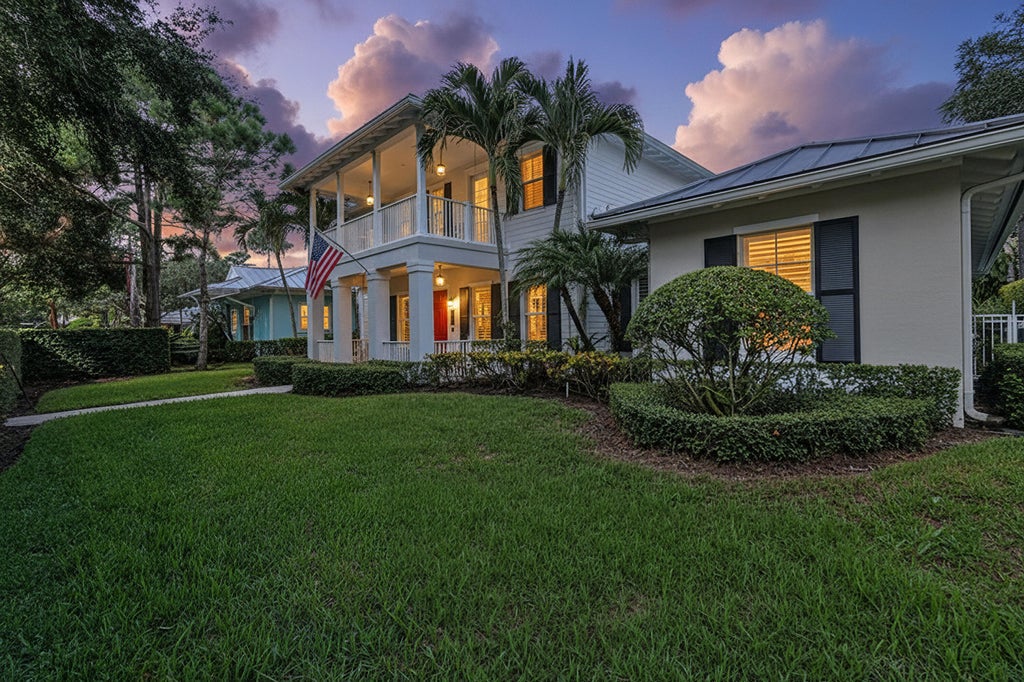 Photo of 2664 Greenway Drive, Jupiter, FL 33458 (MLS # B26071994)