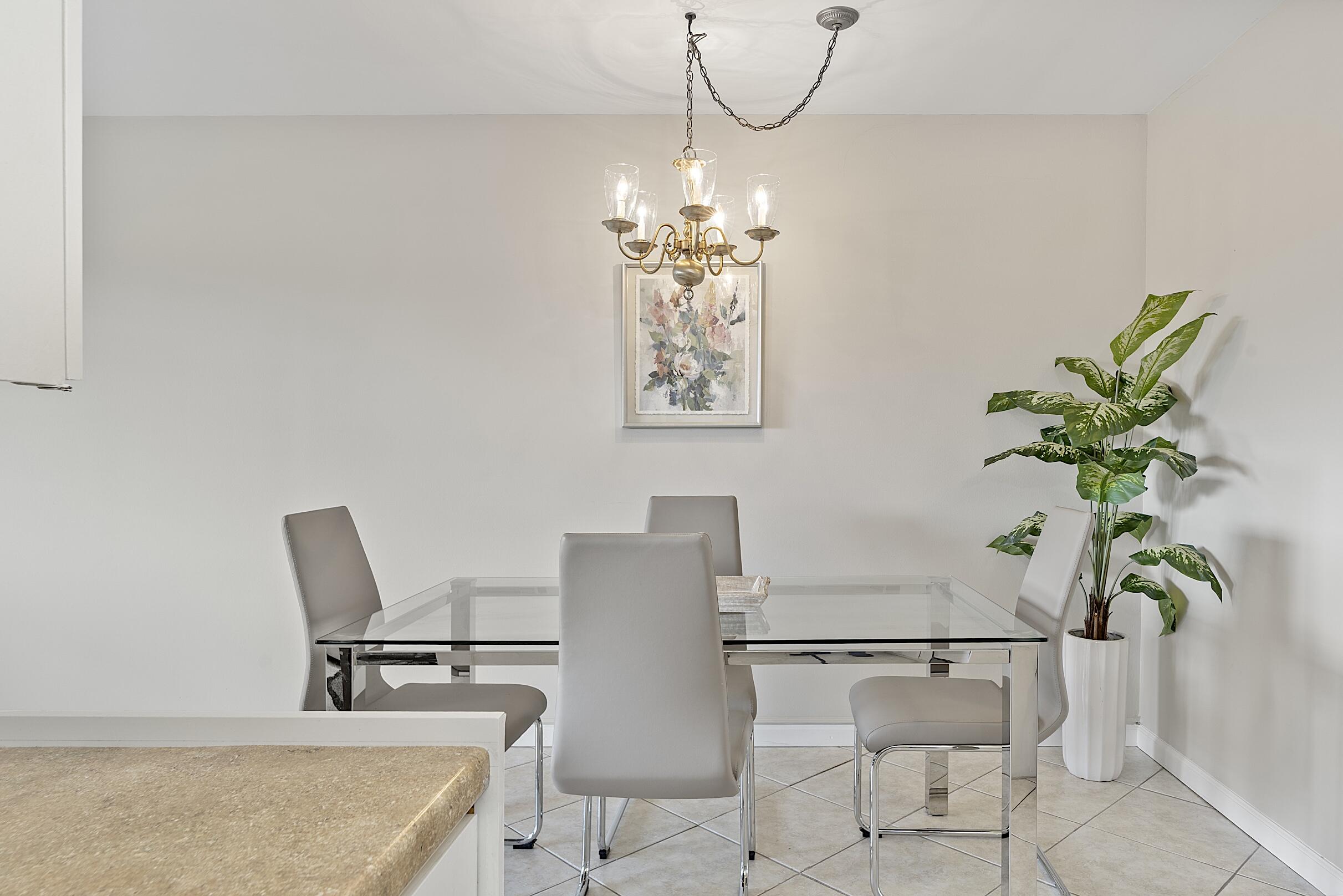 VICTORIA VILLAGE J CONDO - Residential
