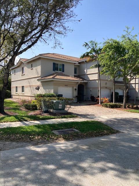 Stunning newly painted end 3/2.5 townhome with a one car garage. Intimate, nicely maintained, community in East Delray close to Atlantic Avenue, shopping, restaurants, and the beach. Built in 2014 it has Hurricane Impact windows thruout. Stainless appliances and granite counters. Wood laminate floors downstairs and carpet in bedrooms upstairs. New AC! Extra parking on driveway One pet under 20 pounds allowed. Easy to see - Vacant on Supra lockbox!