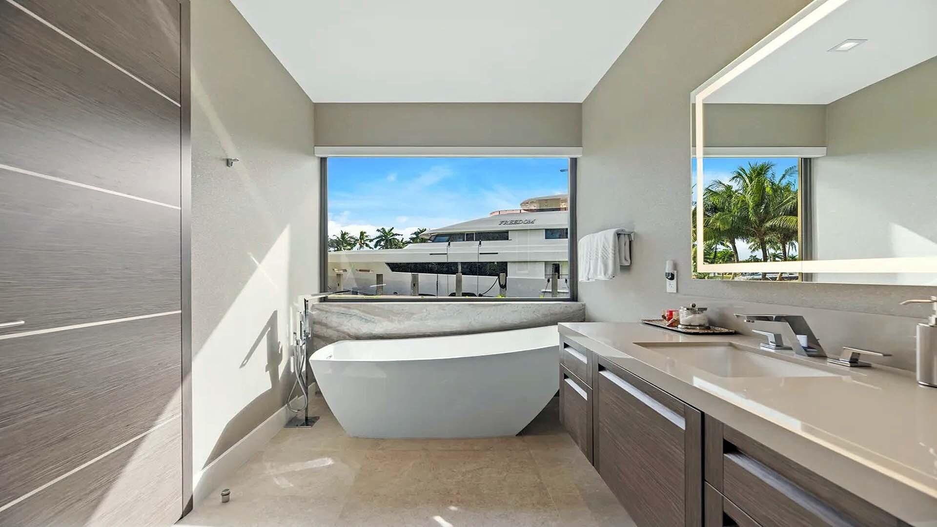 NEW RIVER BANKS - Residential