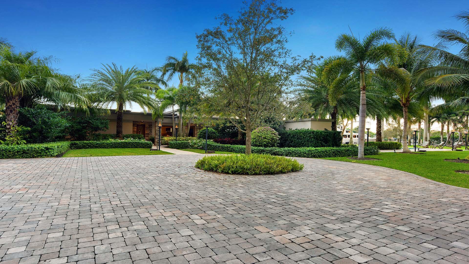 NEW RIVER BANKS - Residential