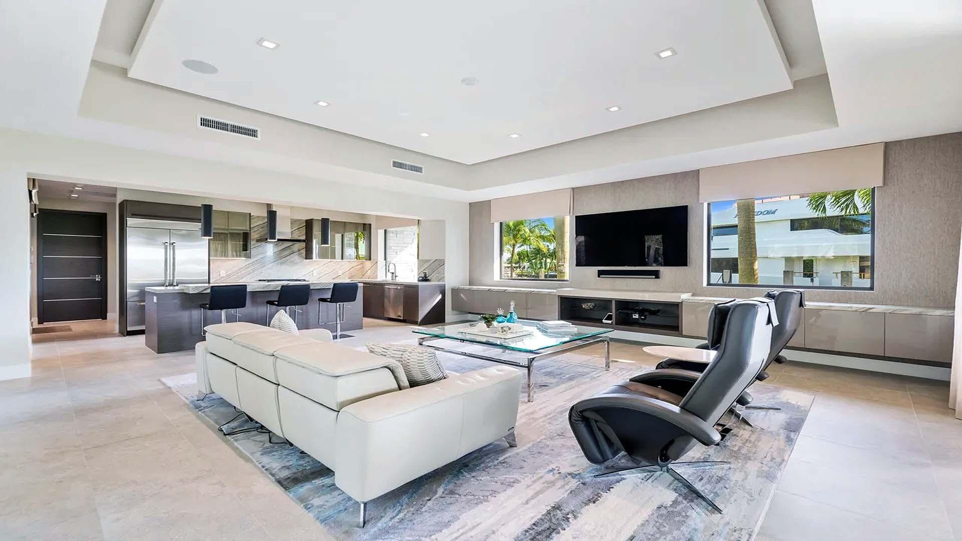 NEW RIVER BANKS - Residential