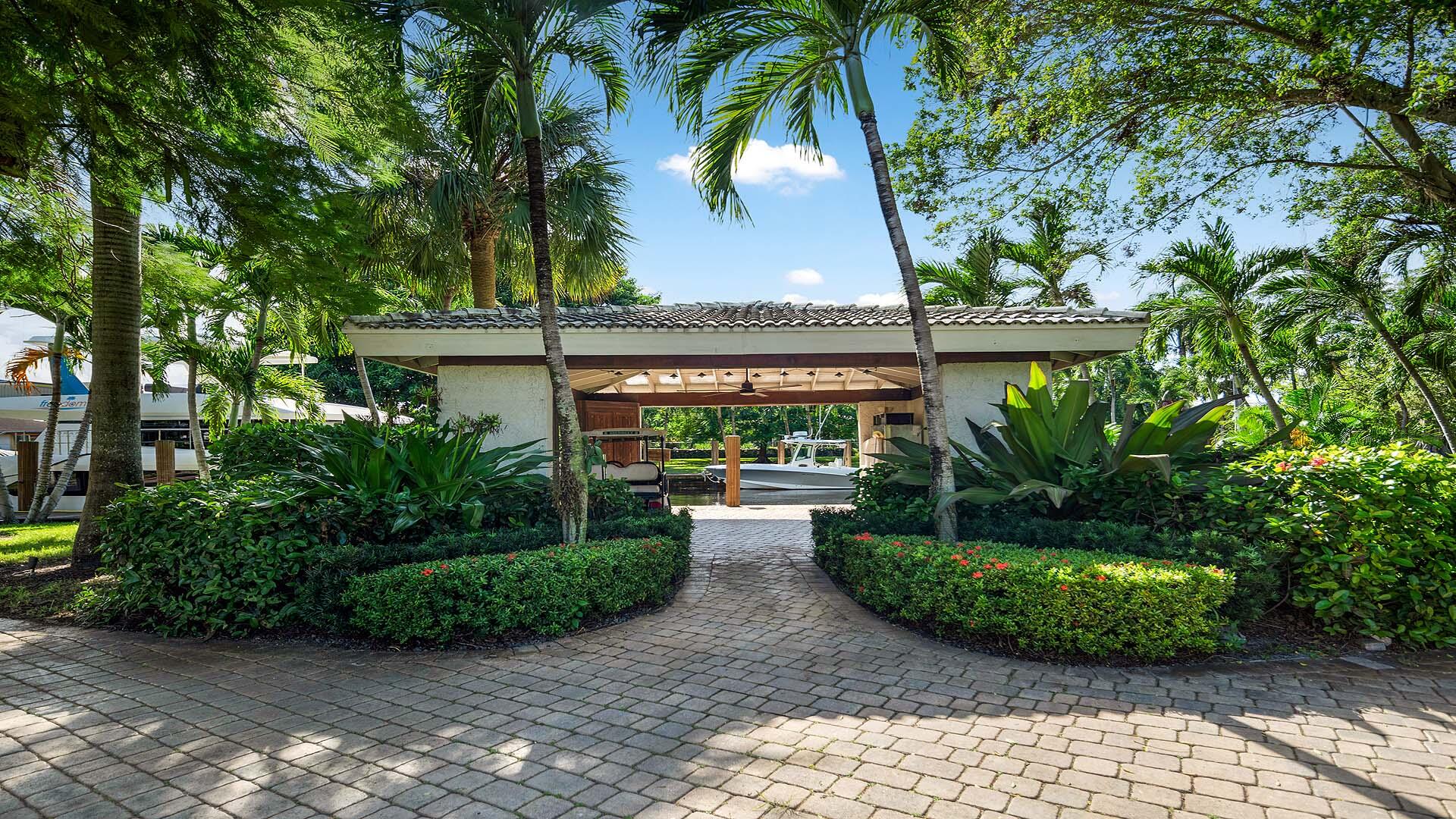 NEW RIVER BANKS - Residential