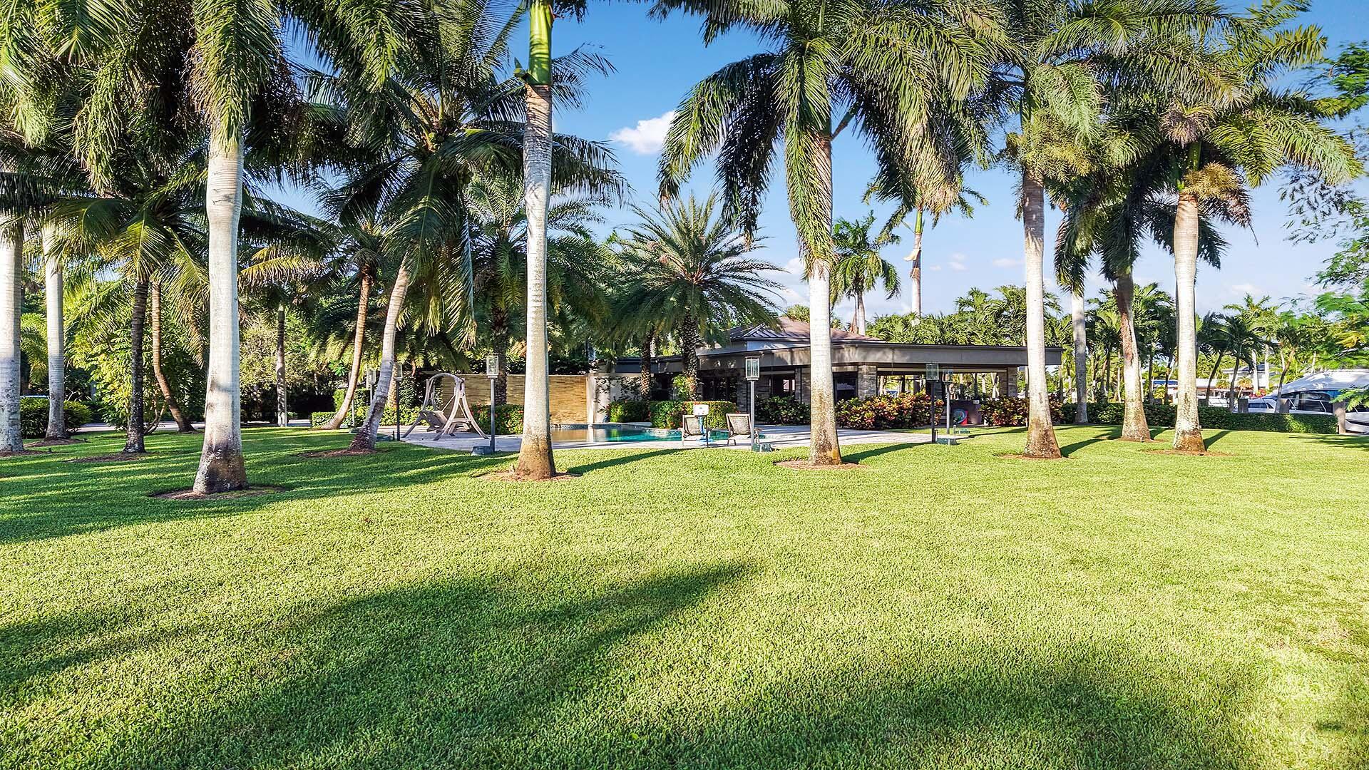 NEW RIVER BANKS - Residential