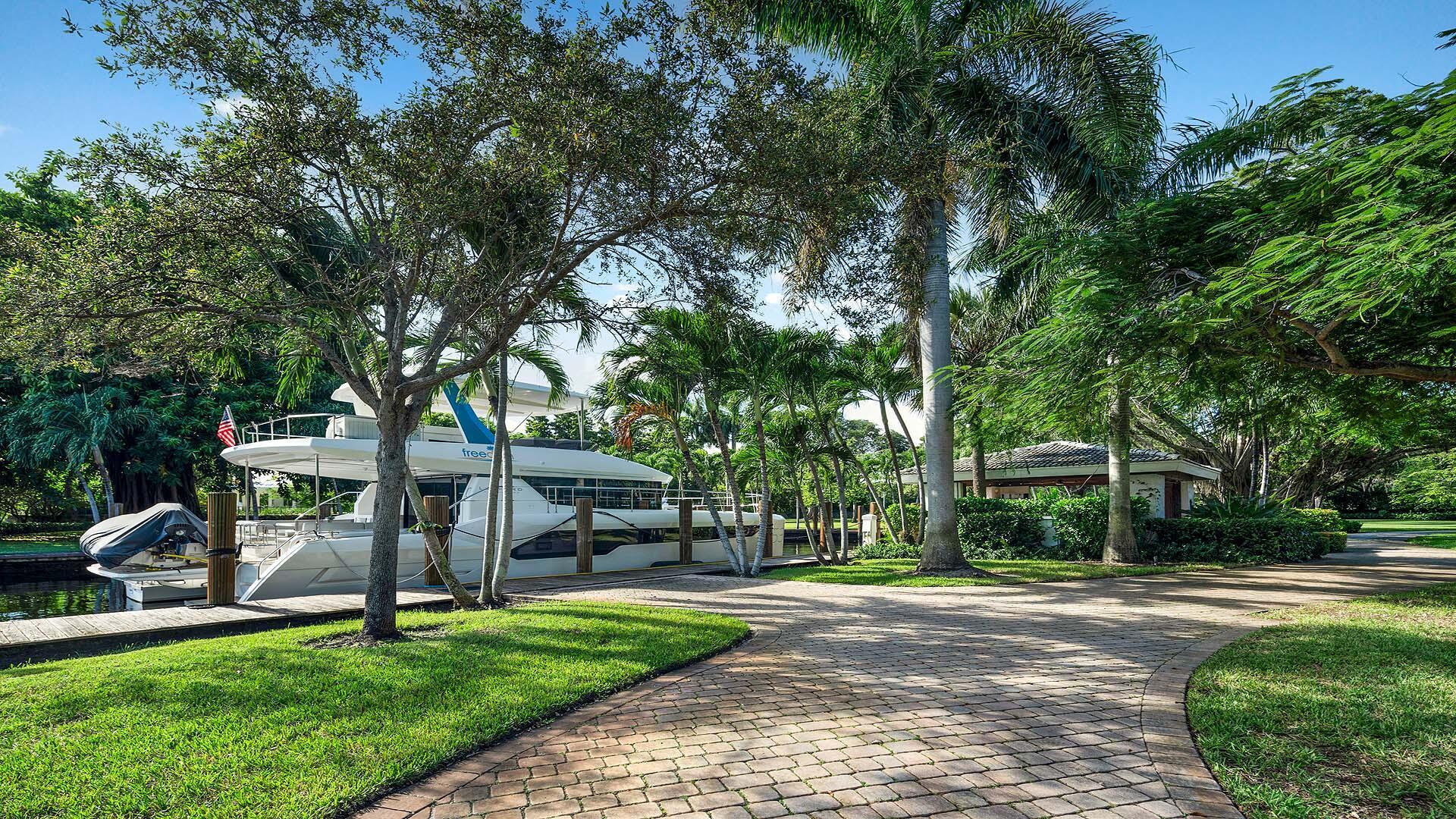 NEW RIVER BANKS - Residential