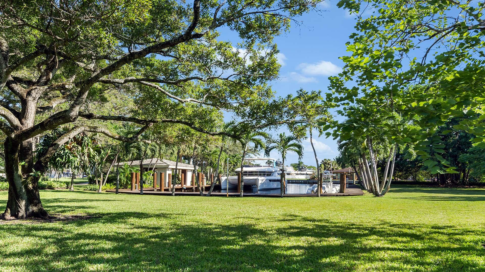 NEW RIVER BANKS - Residential