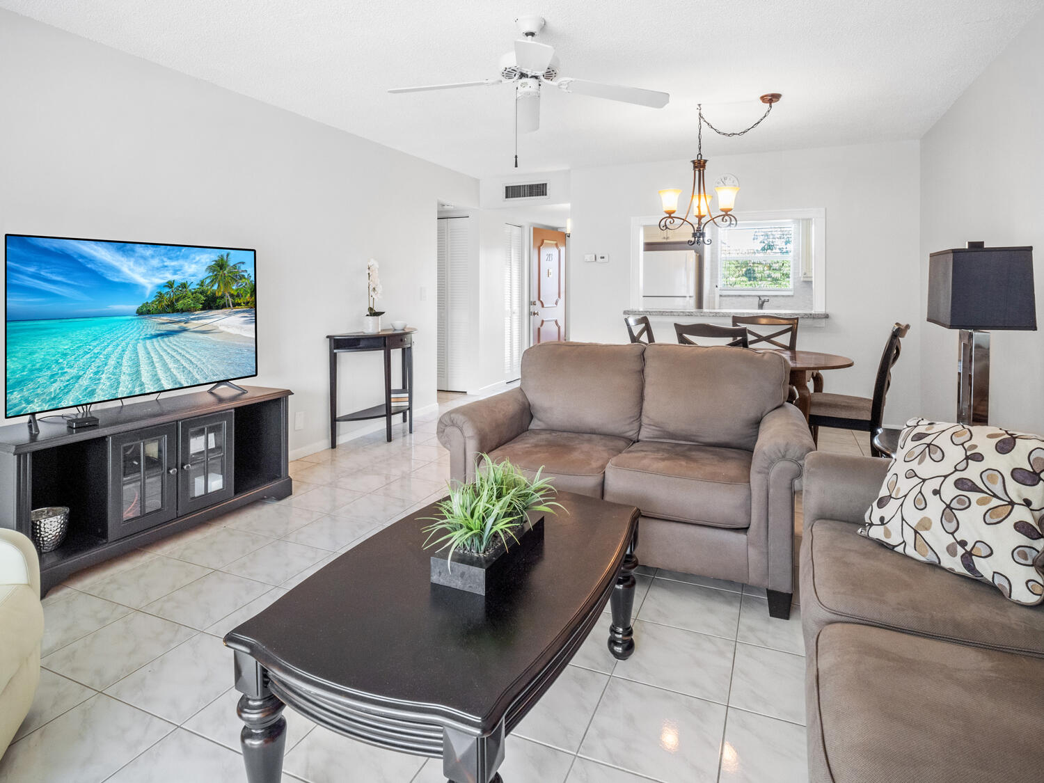 LAKESIDE VILLAGE CONDO 7 - Residential