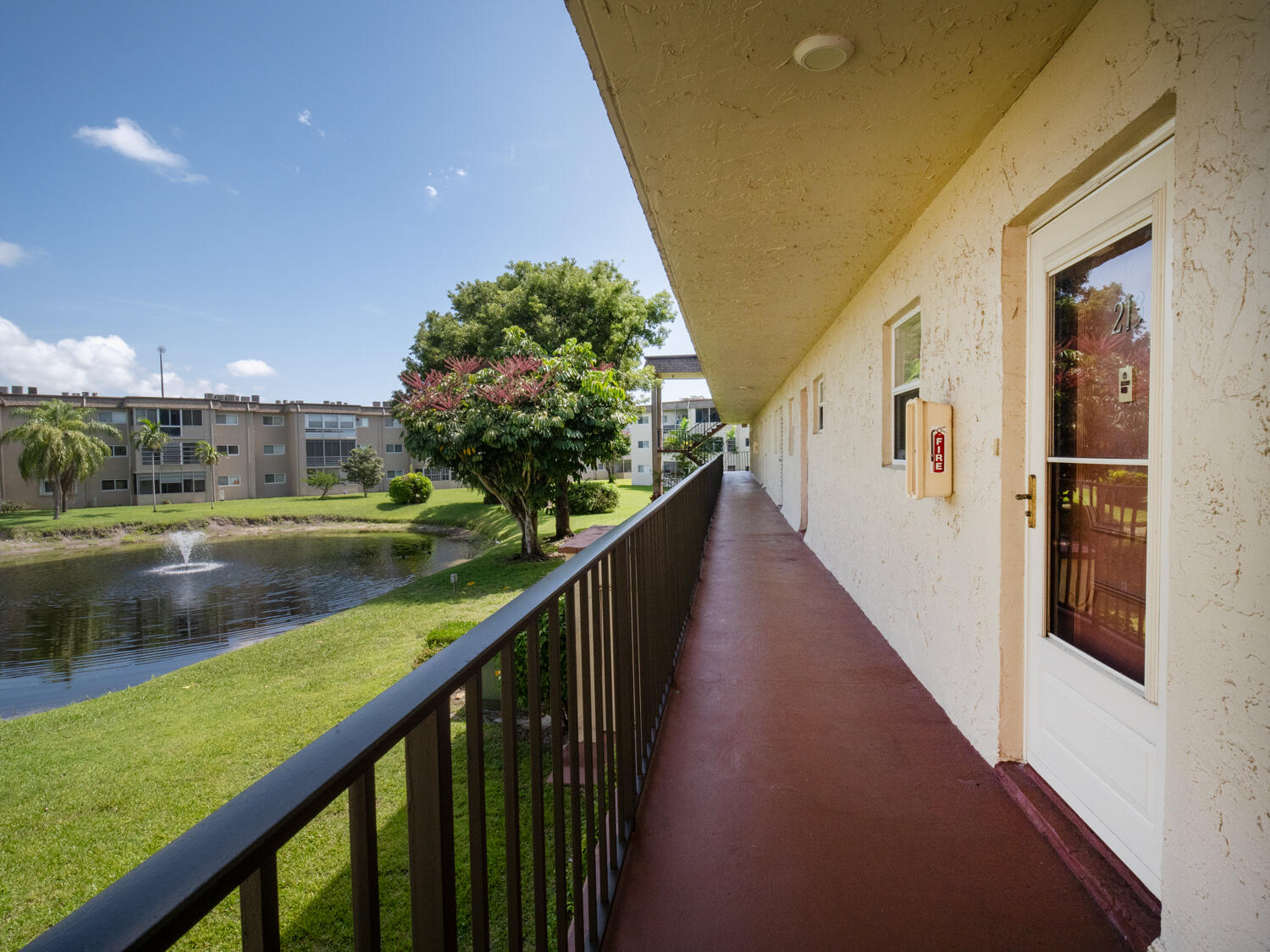 LAKESIDE VILLAGE CONDO 7 - Residential