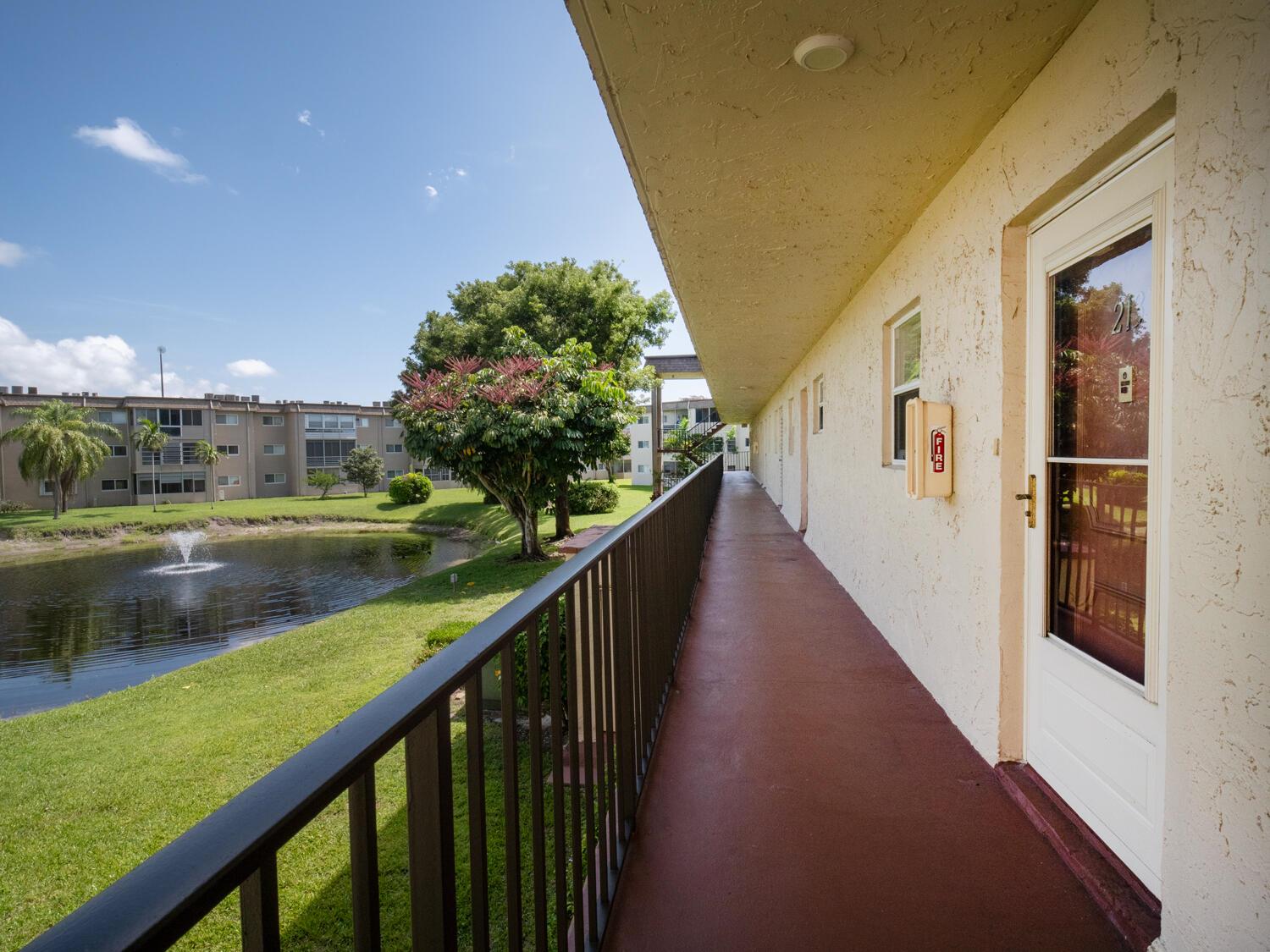 LAKESIDE VILLAGE CONDO 7 - Residential