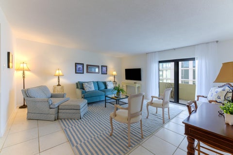 Tiny photo for 1501 S Flagler Drive #8f, West Palm Beach, FL 33401 (MLS # B26090642)