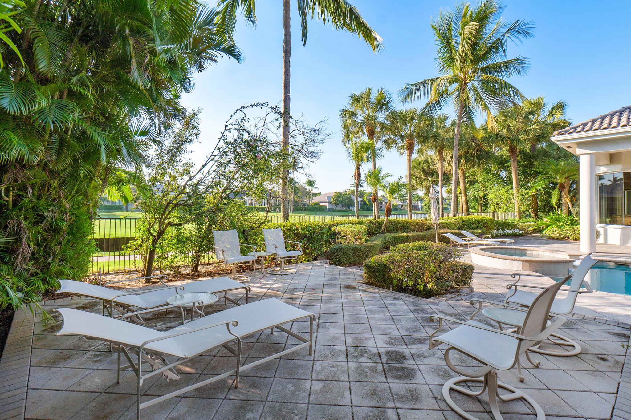 VINTAGE OAKS / POLO CLUB - Residential