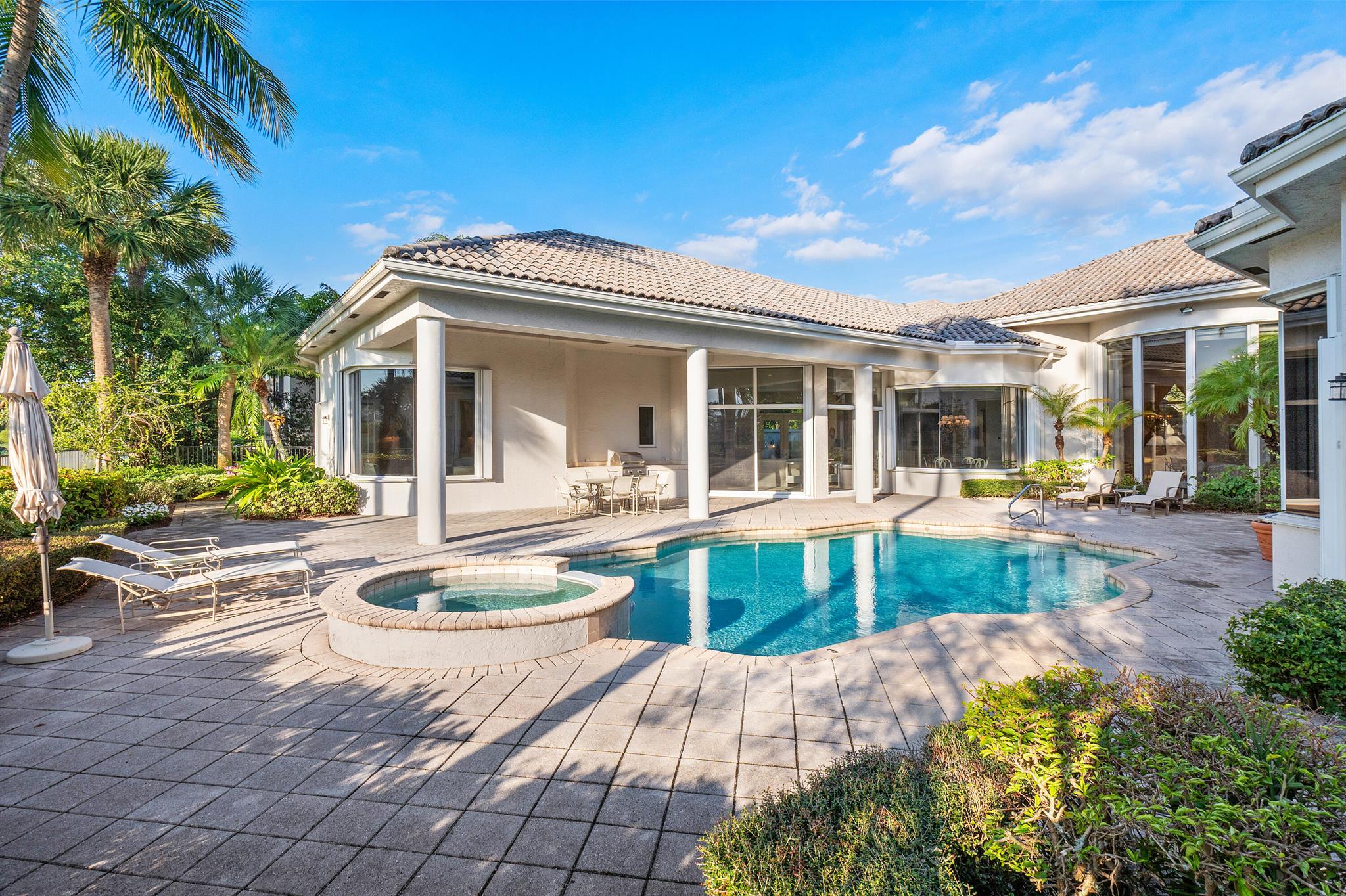 VINTAGE OAKS / POLO CLUB - Residential