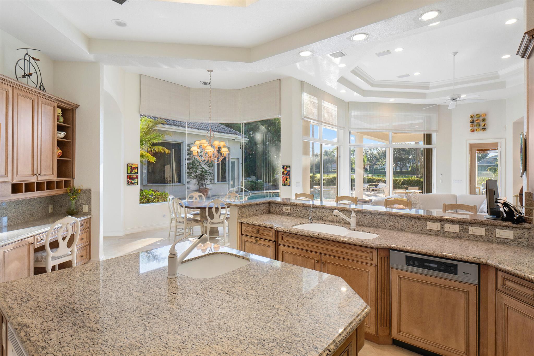 VINTAGE OAKS / POLO CLUB - Residential