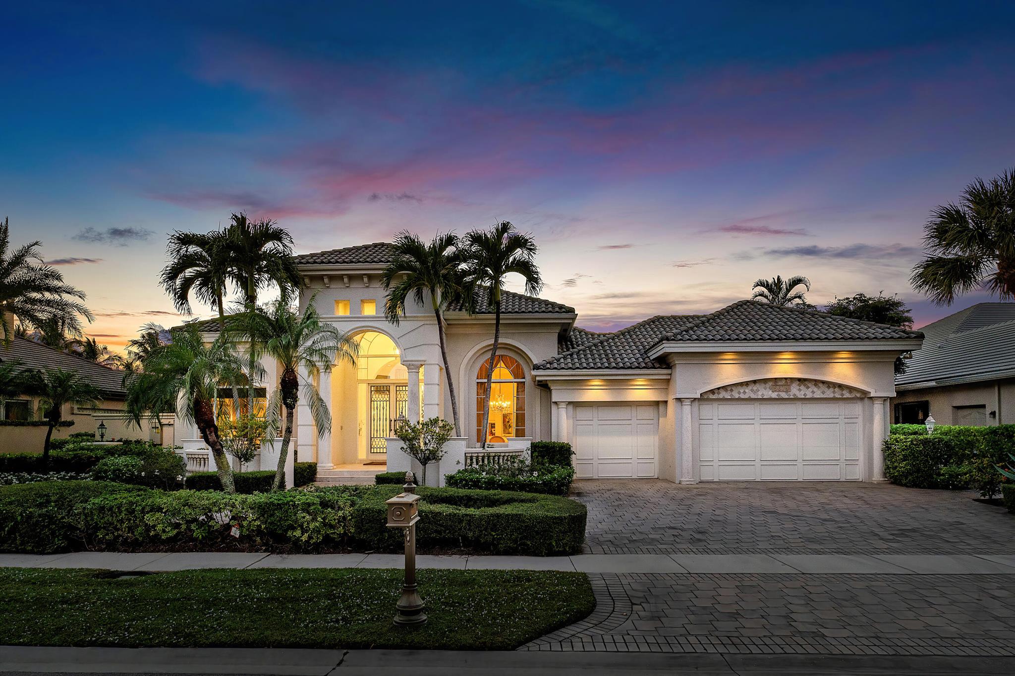 VINTAGE OAKS / POLO CLUB - Residential