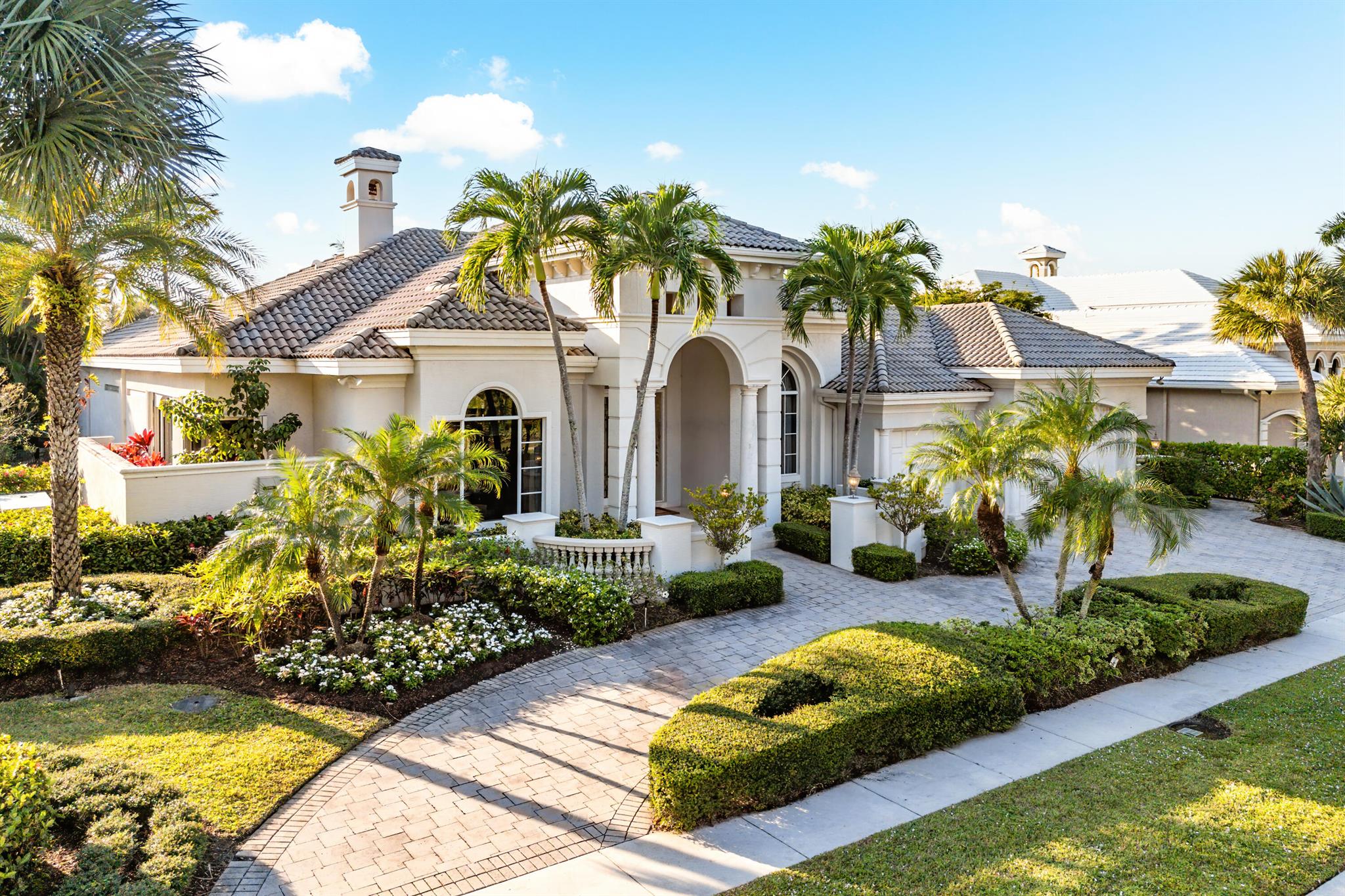 VINTAGE OAKS / POLO CLUB - Residential