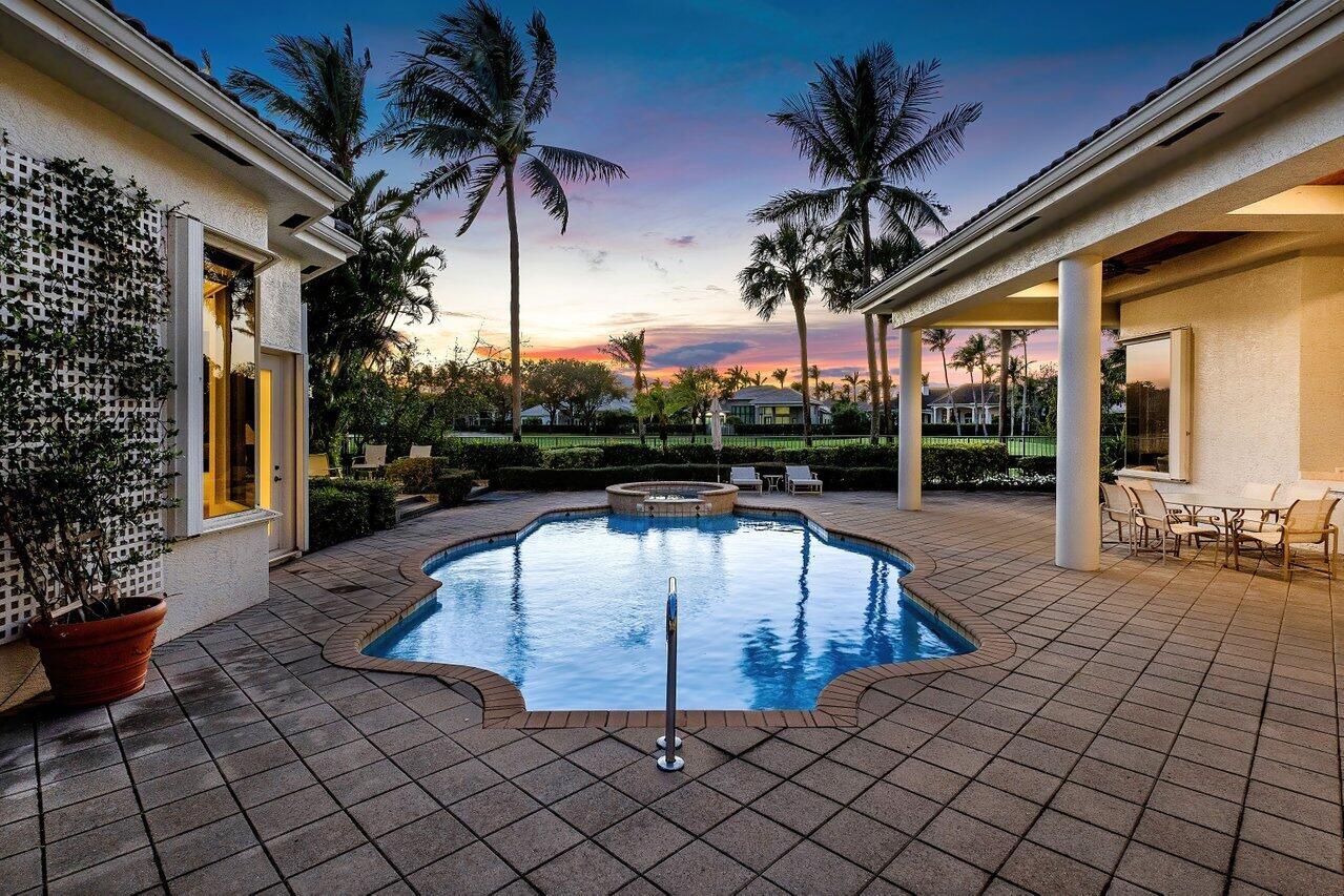 VINTAGE OAKS / POLO CLUB - Residential