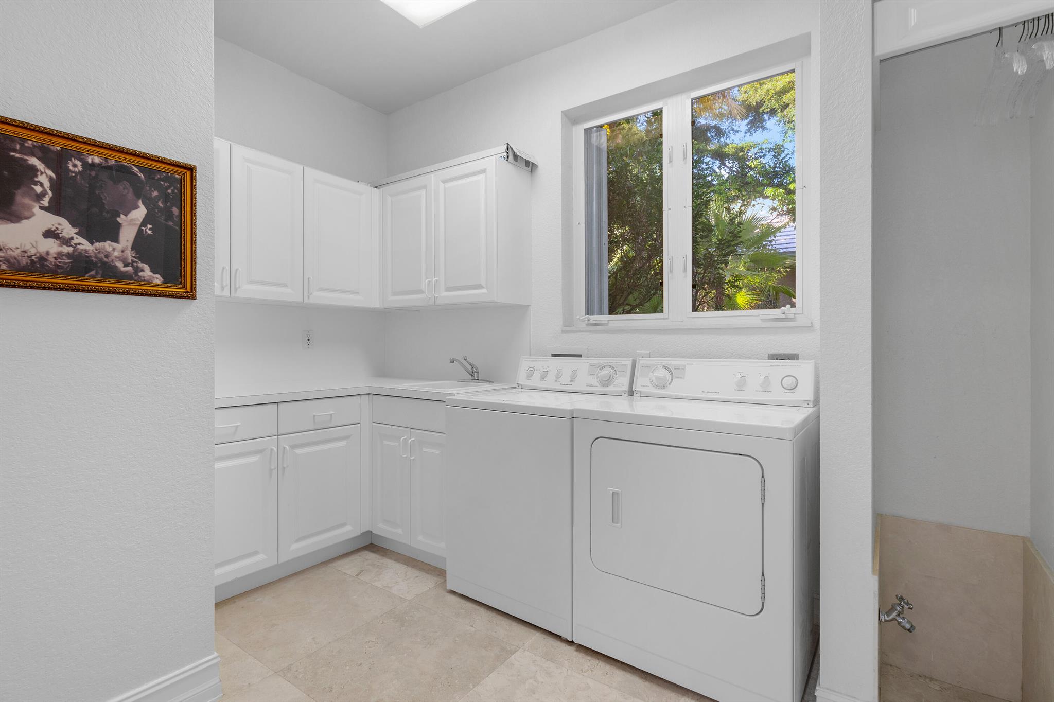 VINTAGE OAKS / POLO CLUB - Residential