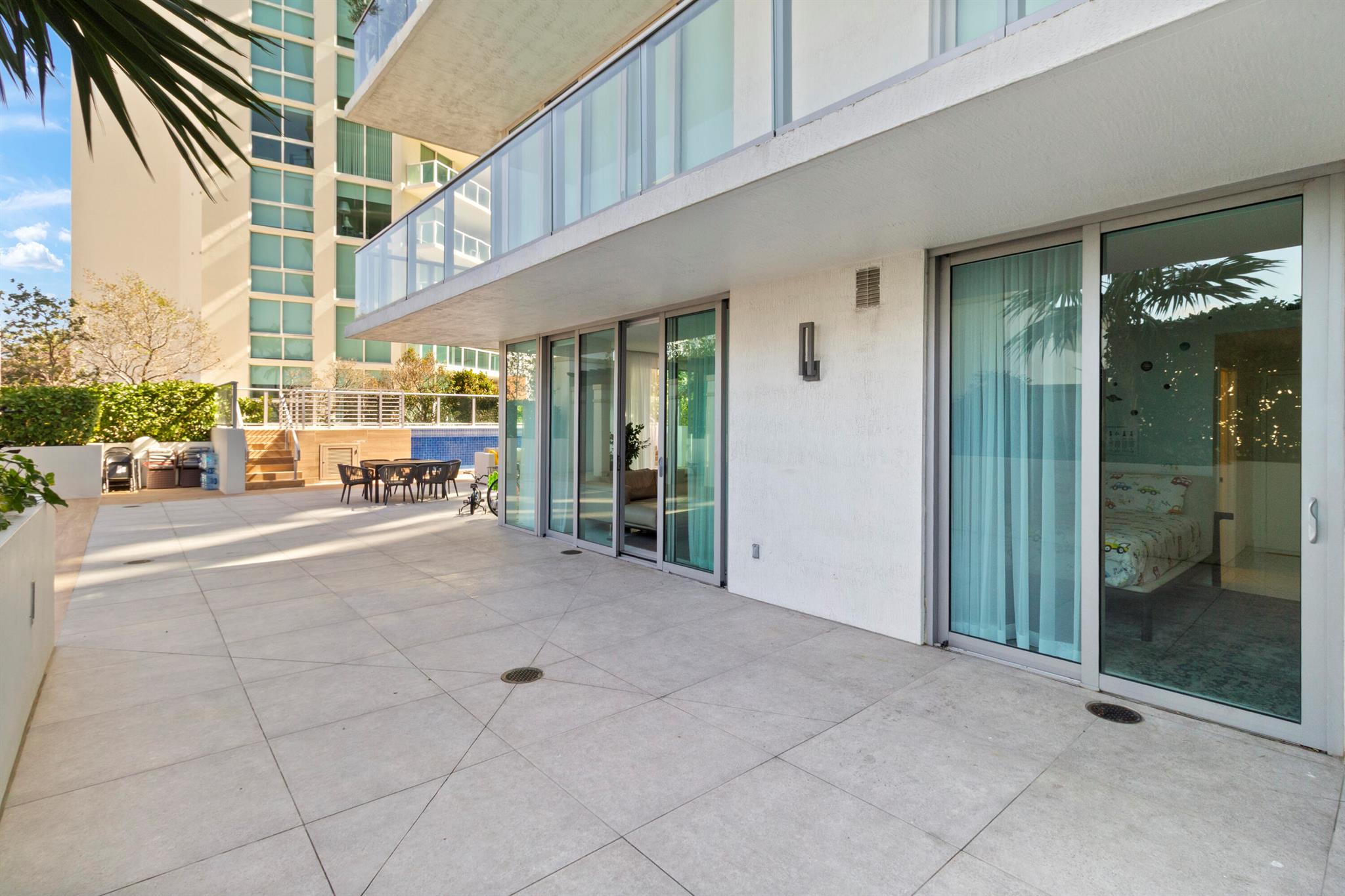 PARQUE TOWERS CONDO - Residential Lease