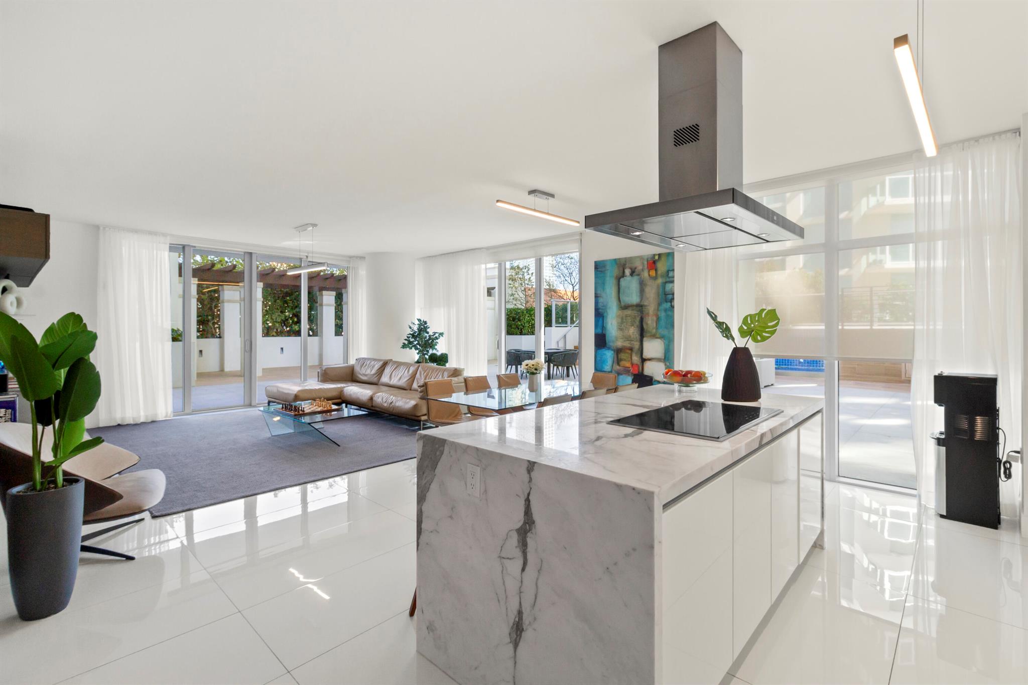 PARQUE TOWERS CONDO - Residential Lease