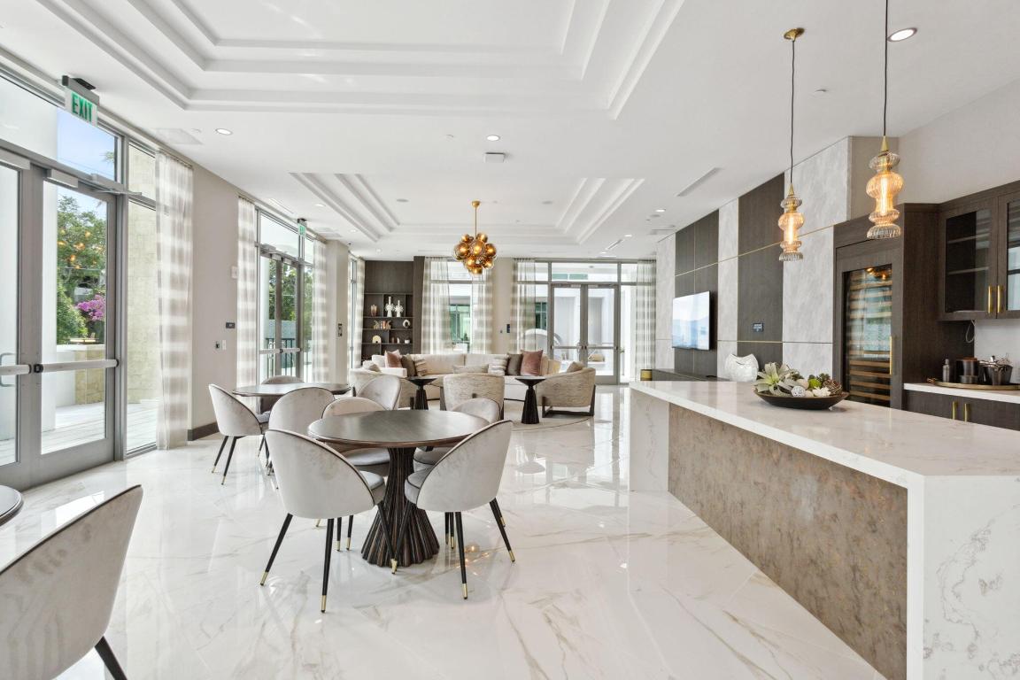 Royal Palm Residences - Residential