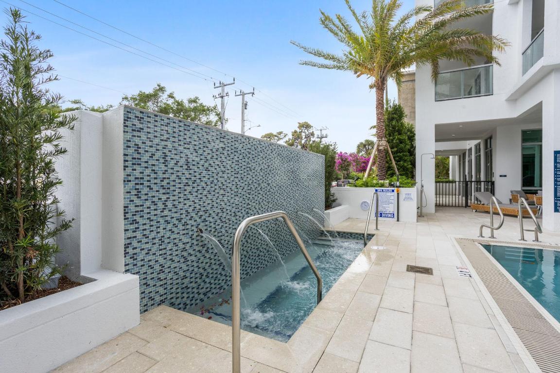 Royal Palm Residences - Residential