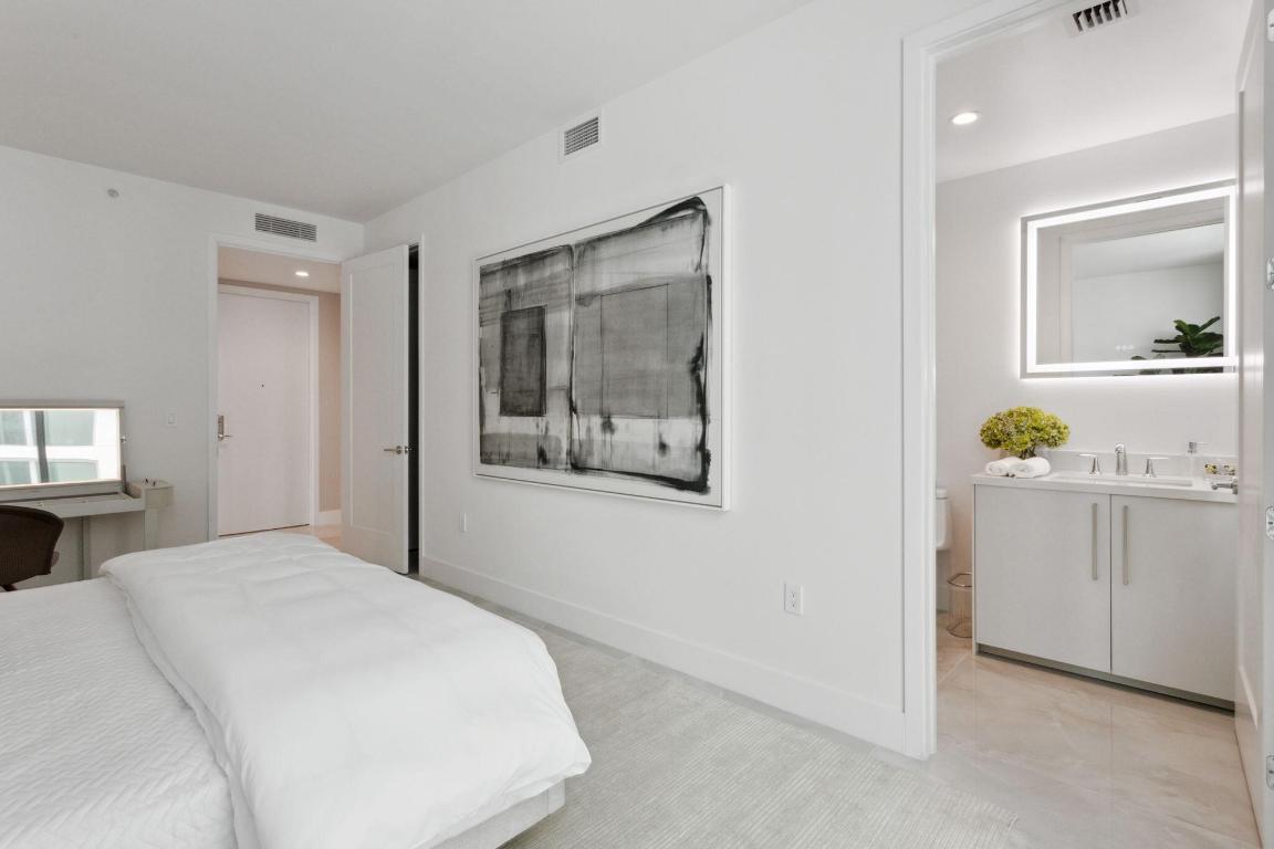 Royal Palm Residences - Residential