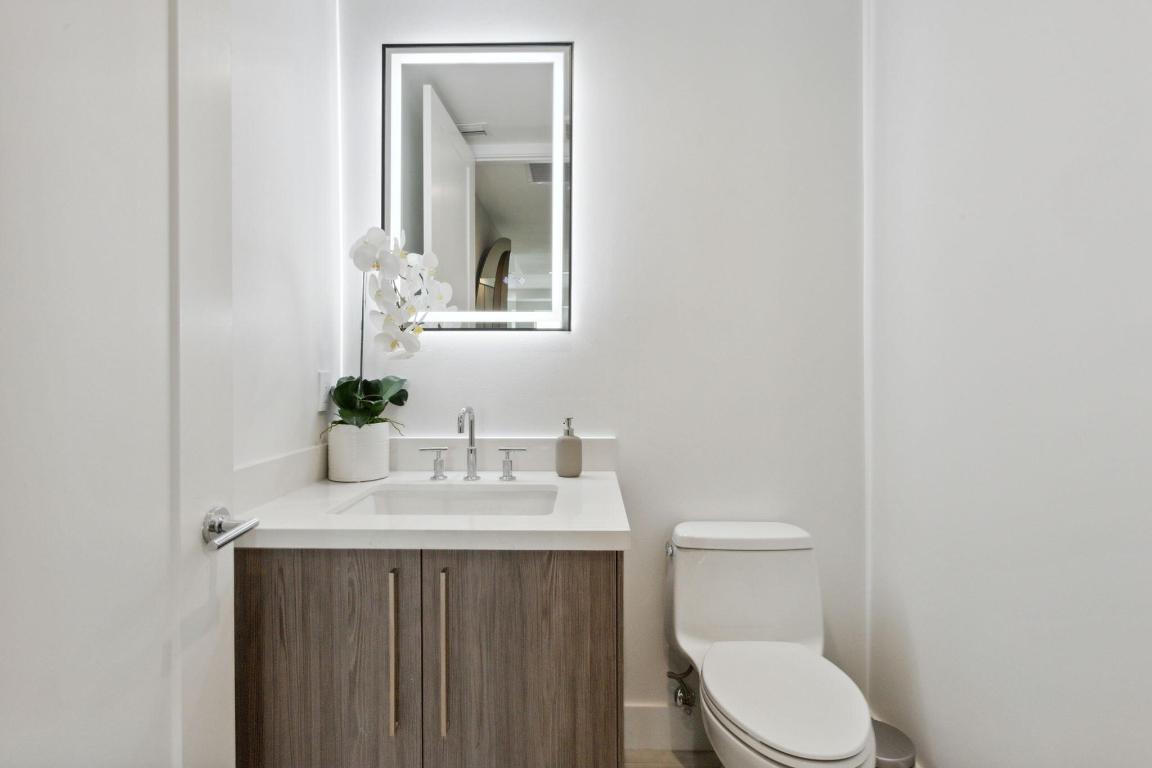 Royal Palm Residences - Residential