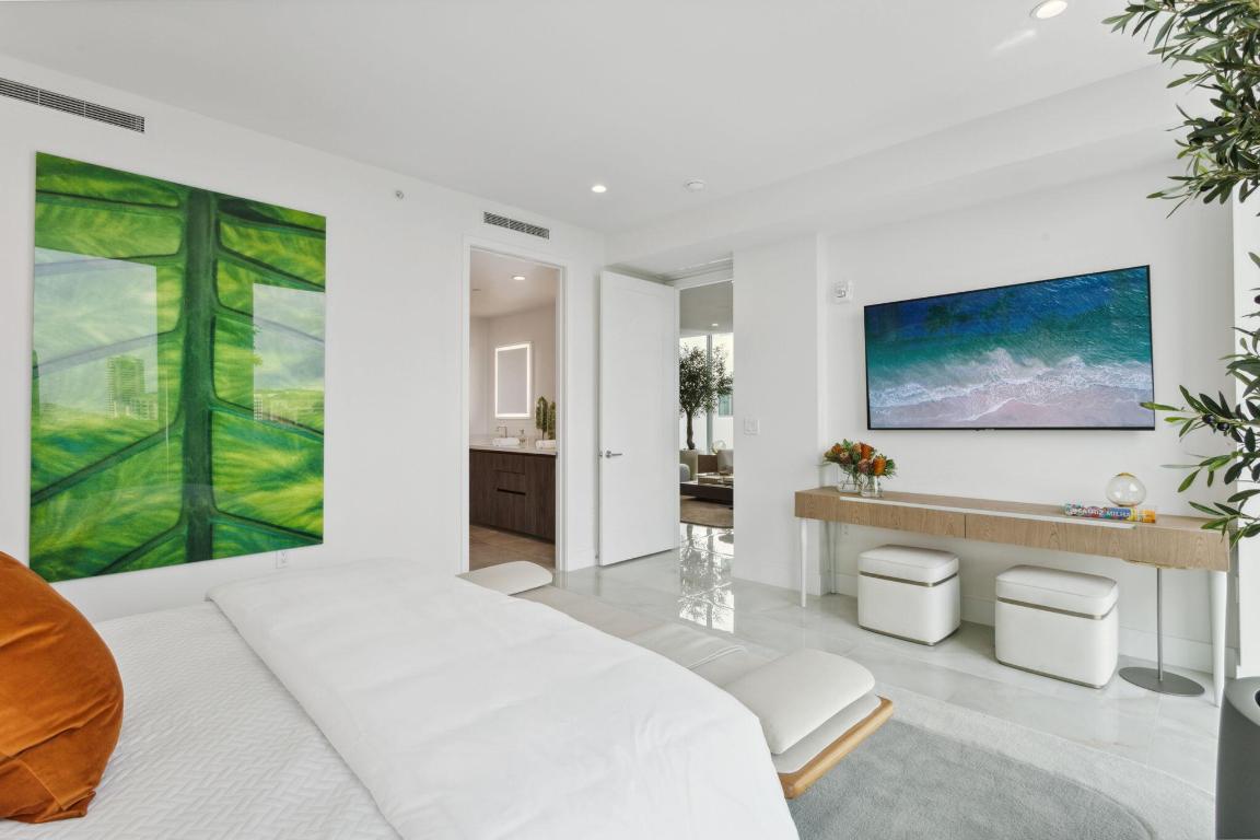 Royal Palm Residences - Residential