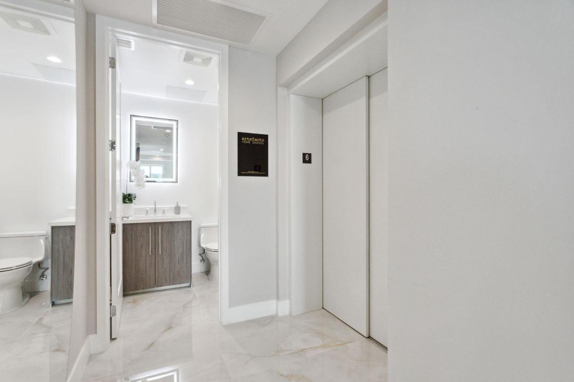 Royal Palm Residences - Residential