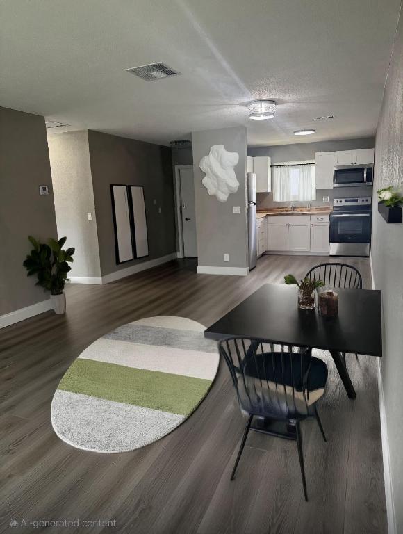 2931 Crosley Drive W A