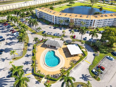 2049 Hythe C Boca Raton FL 33434