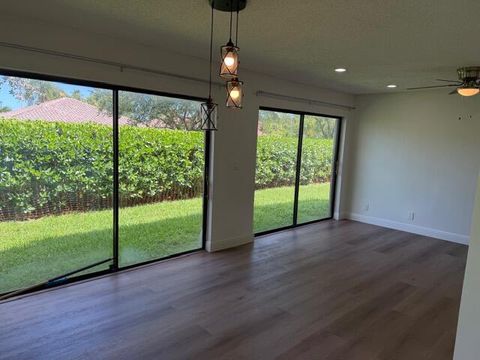 Tiny photo for 1622 Cypress Pointe Drive #4-11, Coral Springs, FL 33071 (MLS # B26037868)