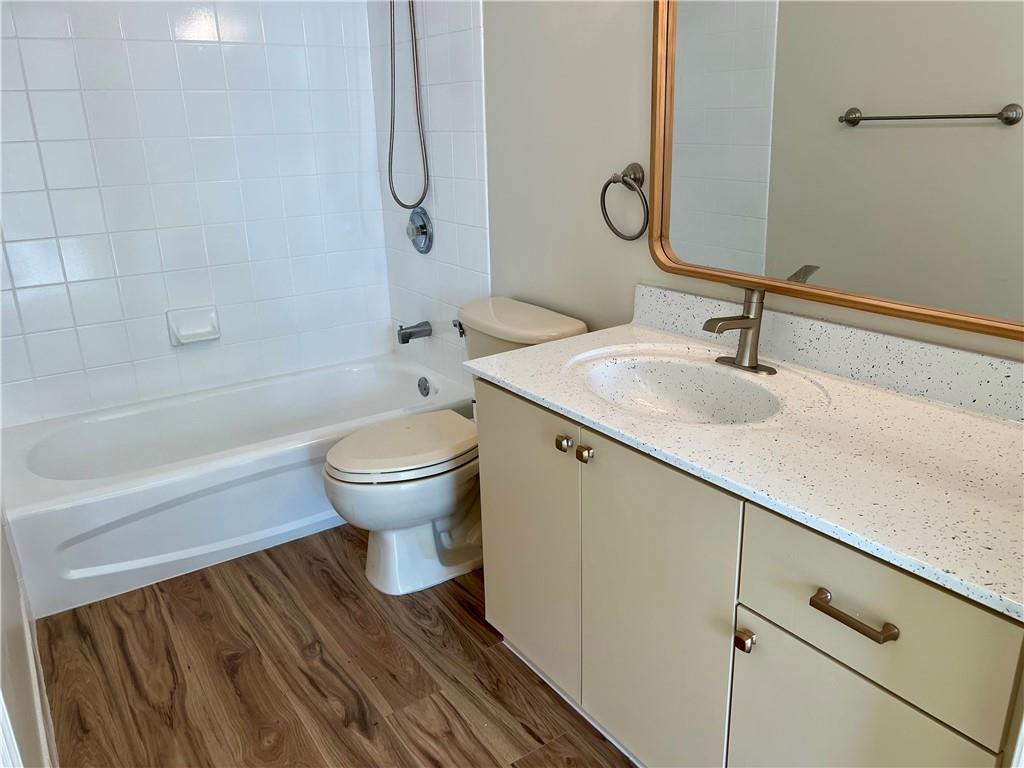 University Parc Residence - Residential Lease