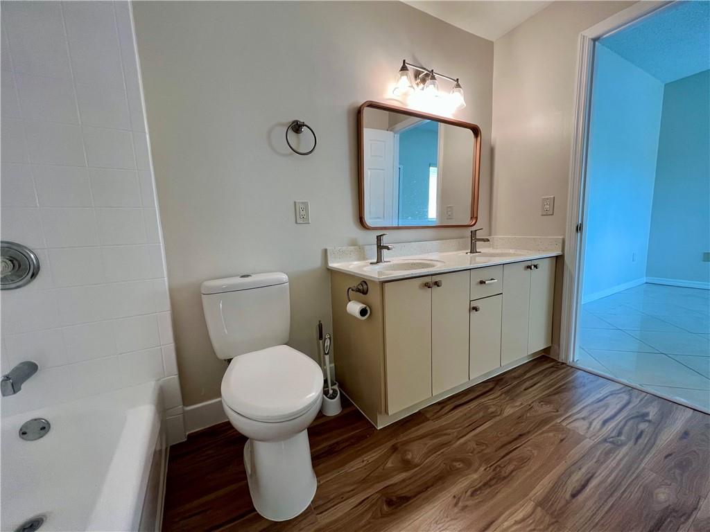 University Parc Residence - Residential Lease