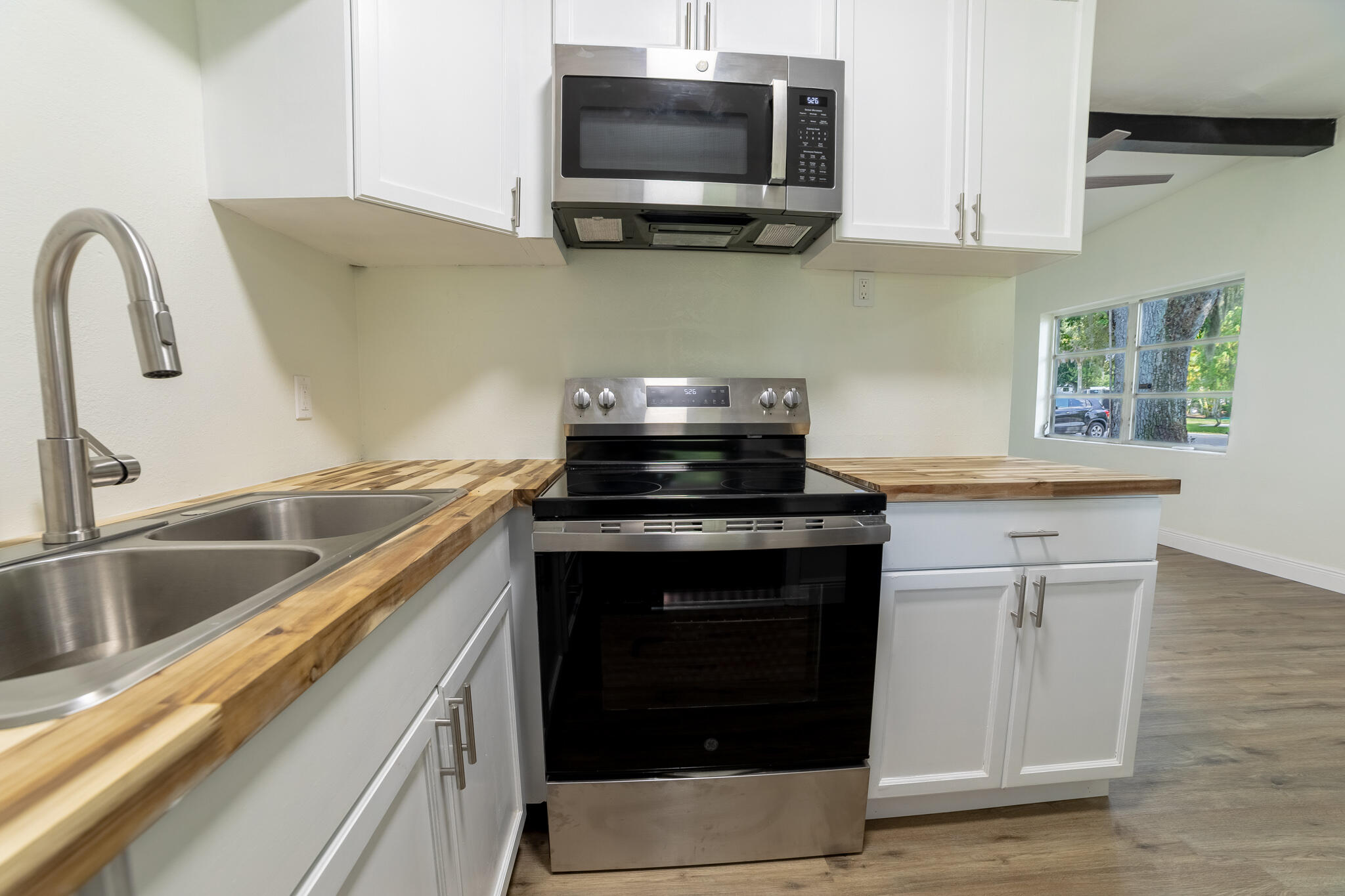 OKEECHOBEE ESTATES - Residential