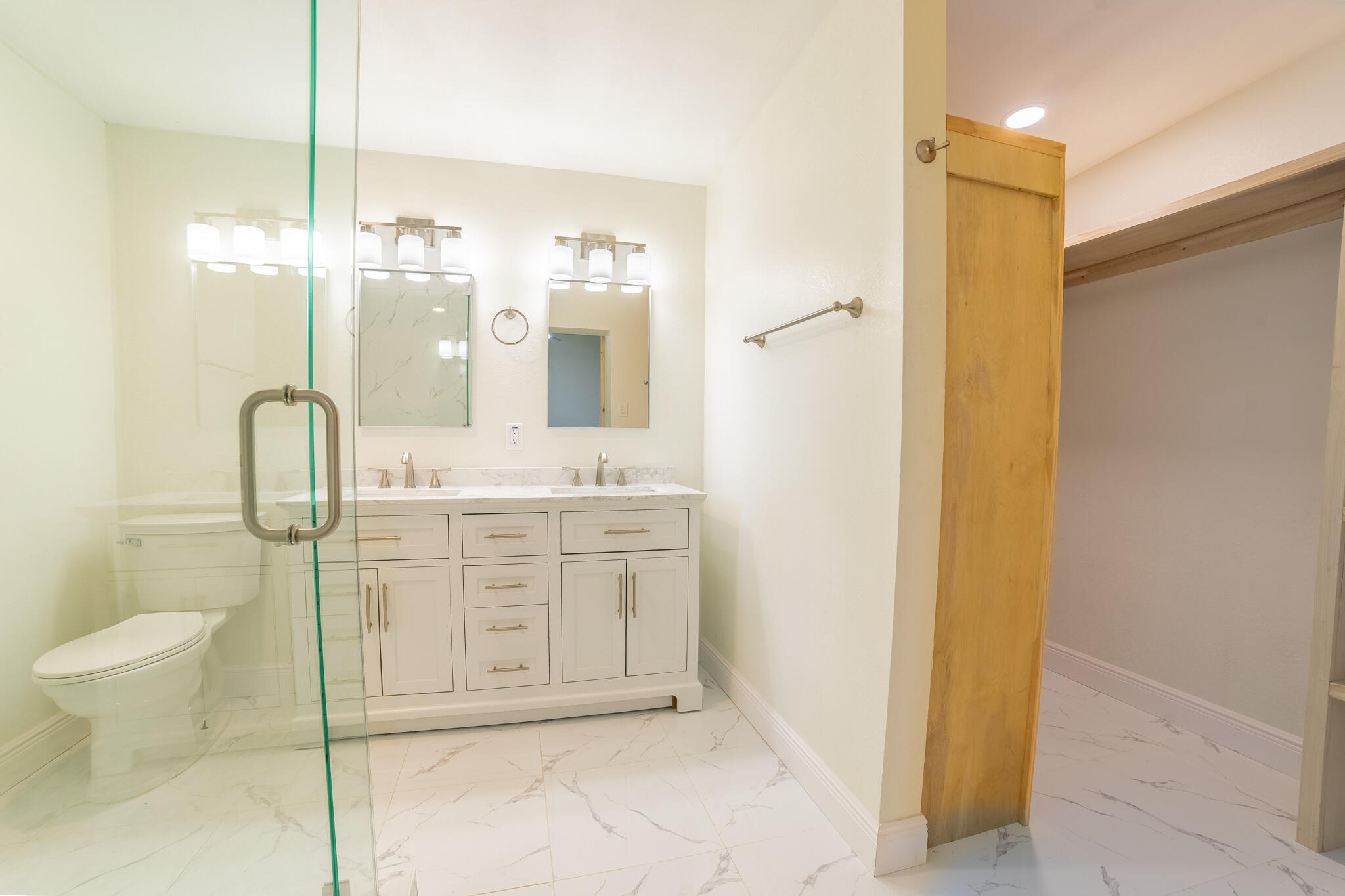 OKEECHOBEE ESTATES - Residential